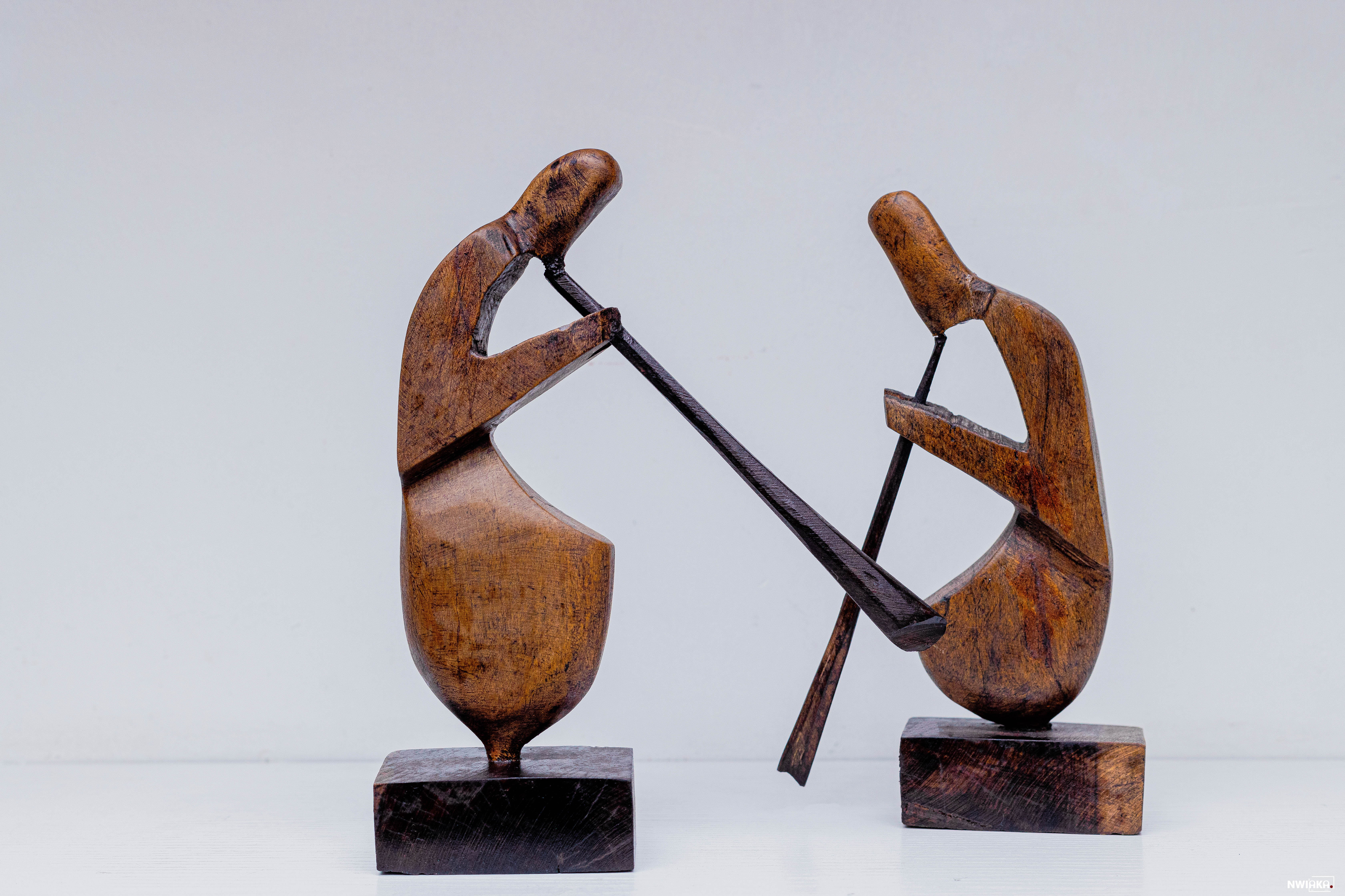 Iyore wooden flute players