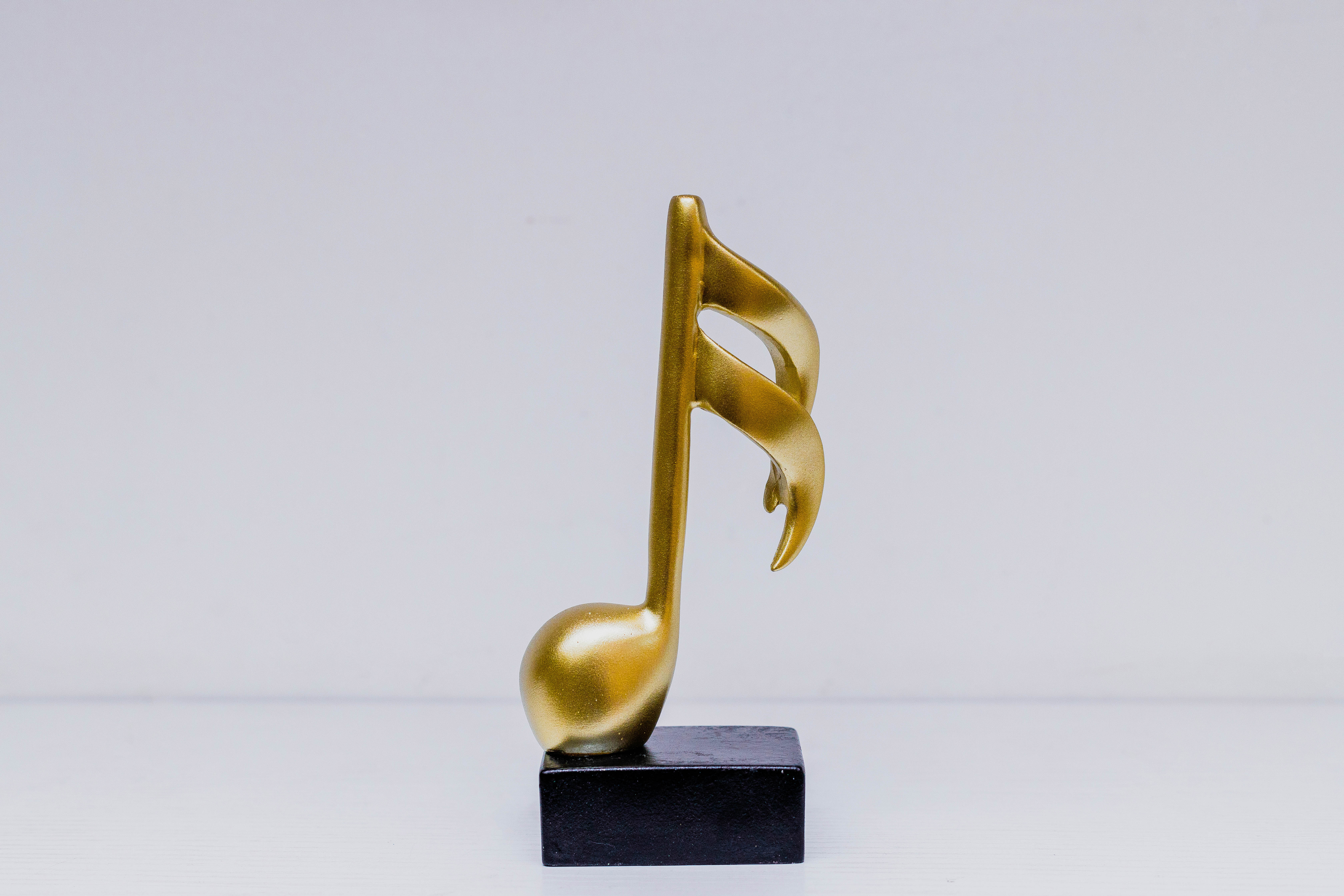 Music note-themed decor