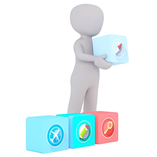 노코드 개발 도구와 함께 아이디어를 구현하는 모습