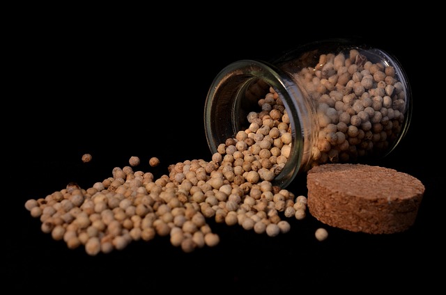 다양한 주방 조미료 용기