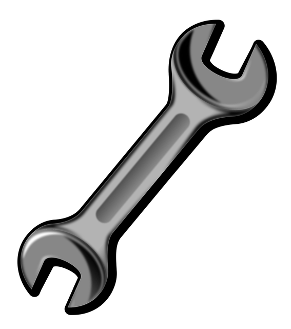 깨끗하게 관리되어 공구함에 정돈된 렌치와 소켓들