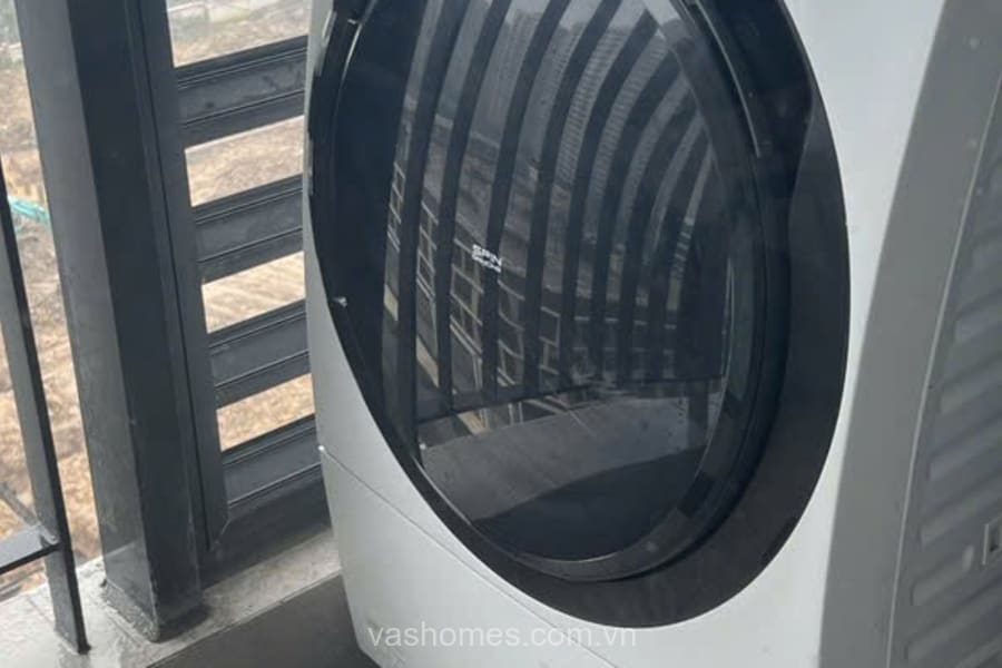 Studio Zurich ZR1 — ảnh 1