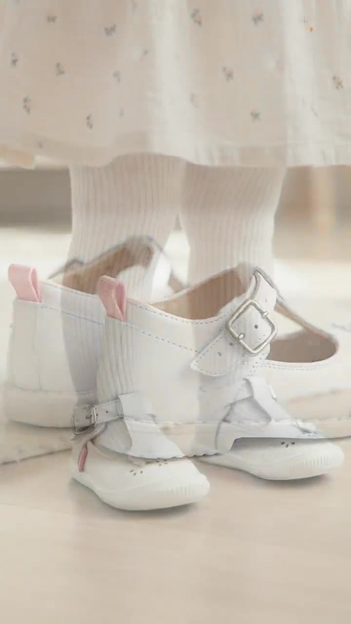 Zapato Botita Happy Shoes Detalle Flor Para Niña 09203
