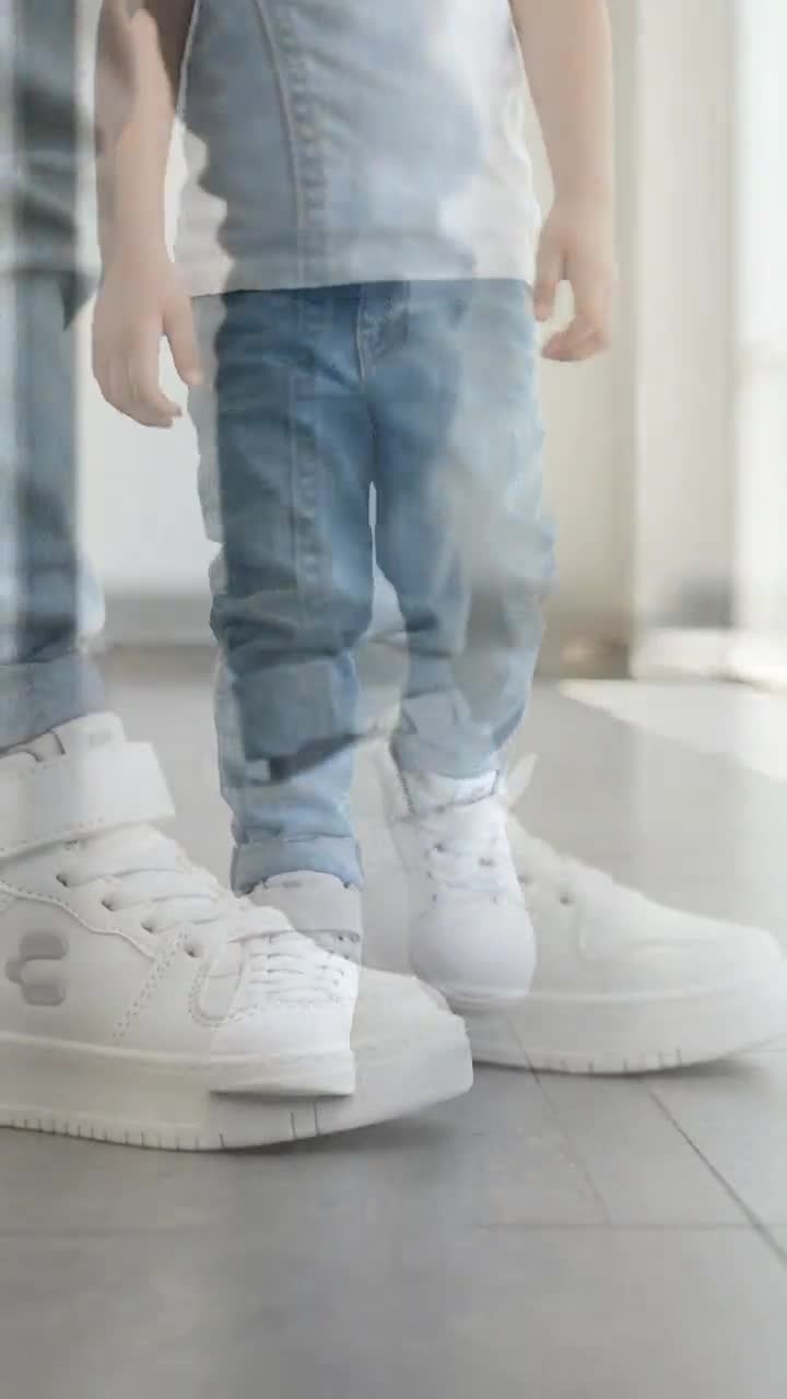 Tenis Blancos Charly Para Niño Shuvit Skurban 08764