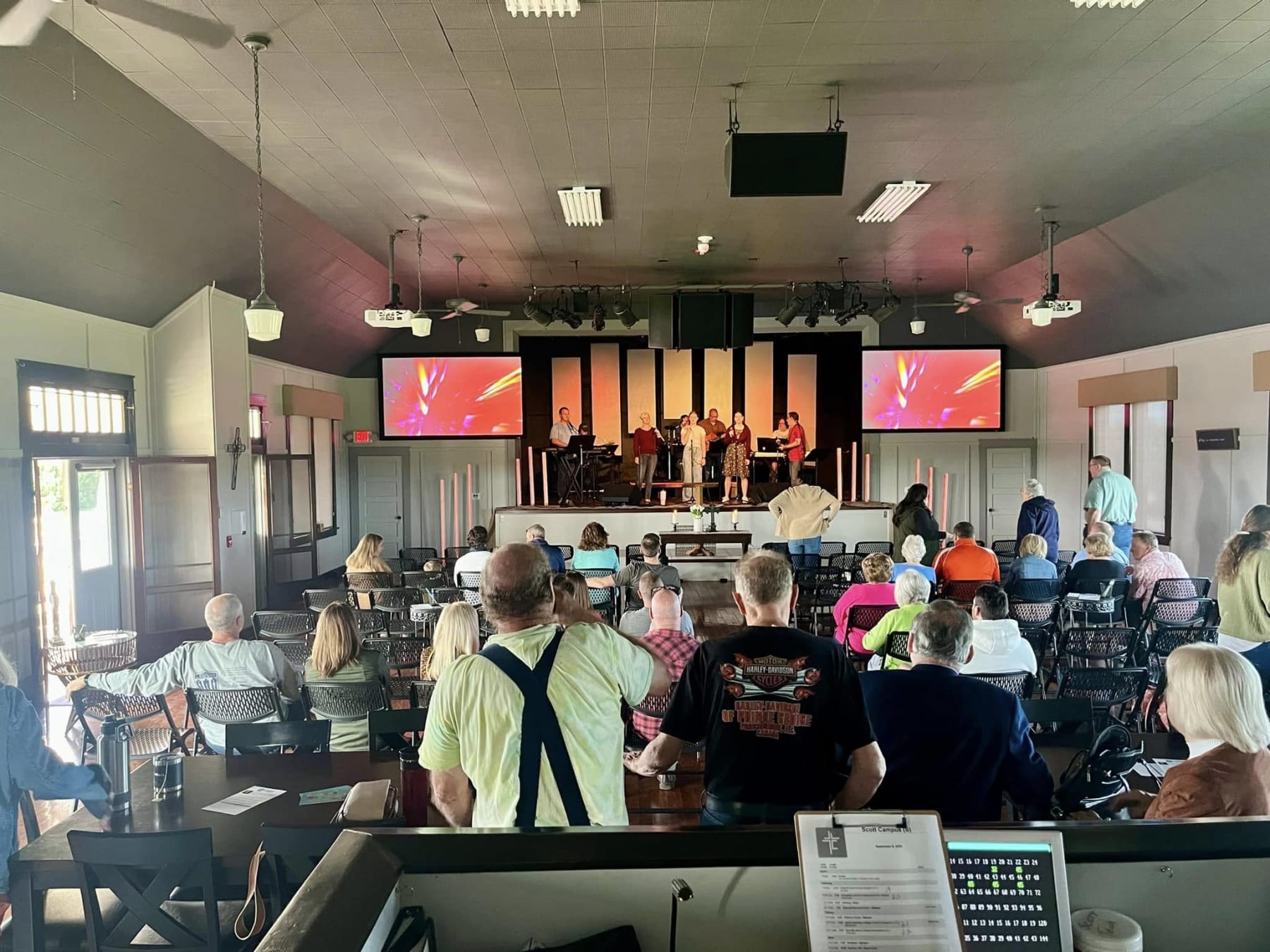 Welcome Home Ministries volunteers