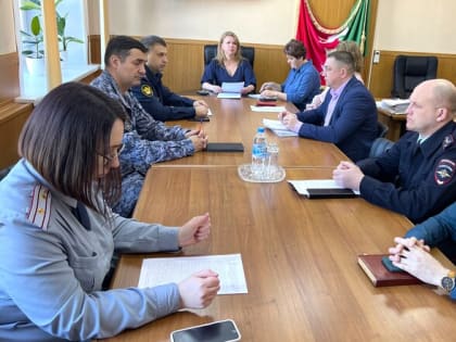 Мероприятия антитеррористической защищенности объектов обсудили участники заседания