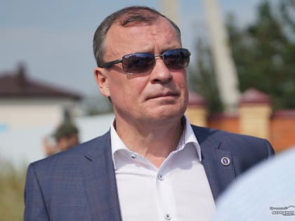 Глава Екатеринбурга Алексей Орлов поручил срочно отремонтировать дорогу на Ленина
