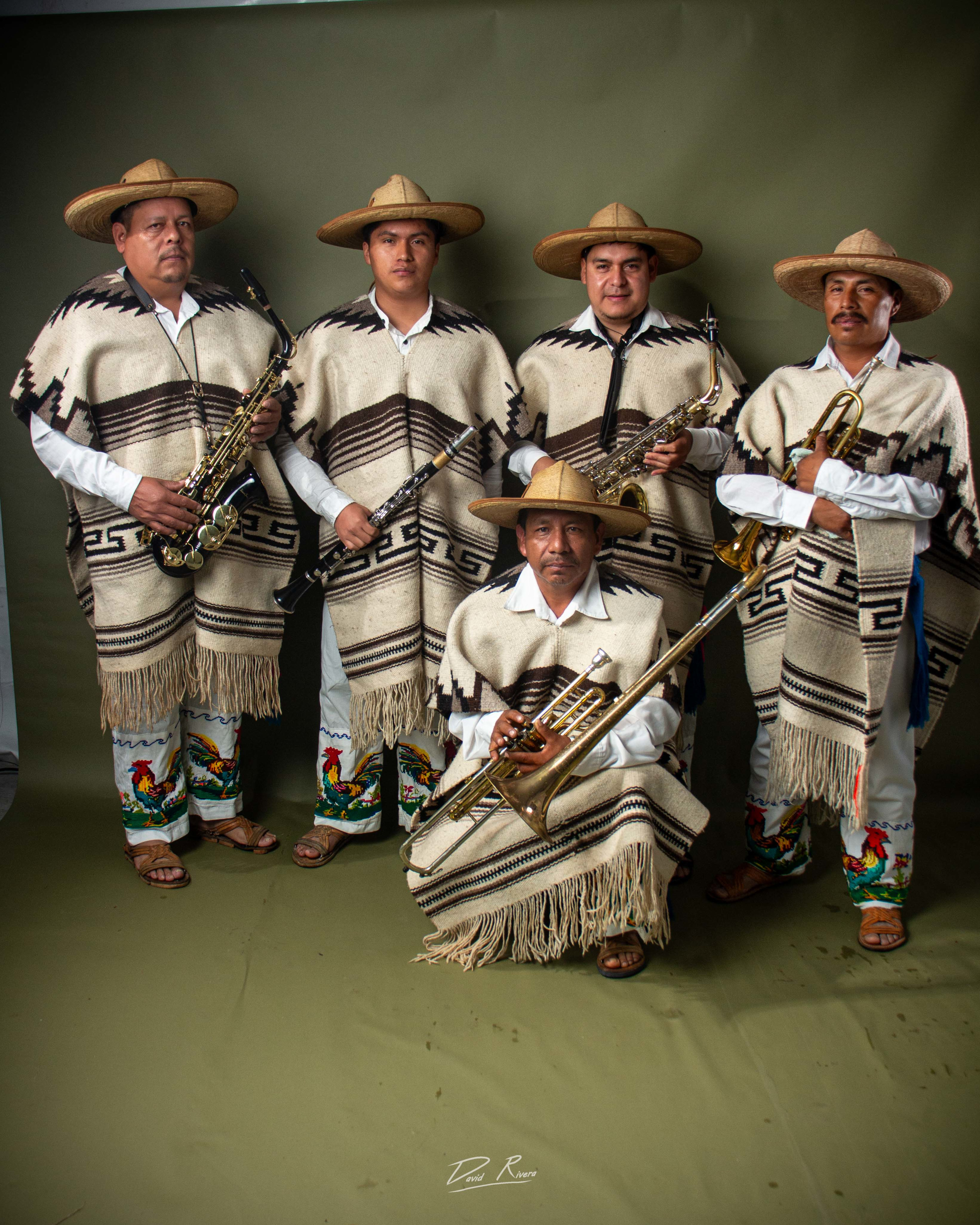 ORQUESTA DE LOS HERMANOS ALONSO - Fotografía 1