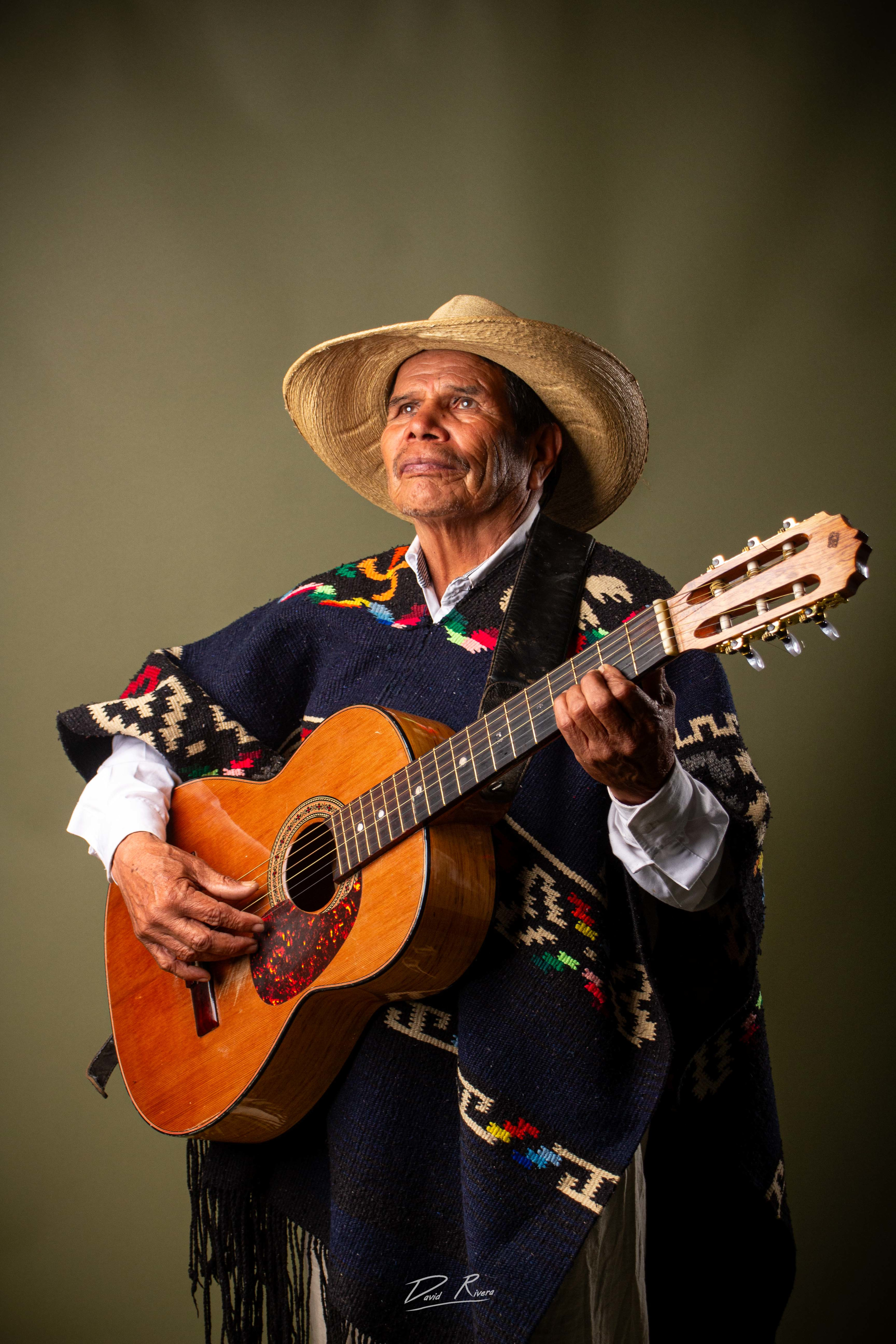 PIRERIS PABLO Y CECILIA - Fotografía 3