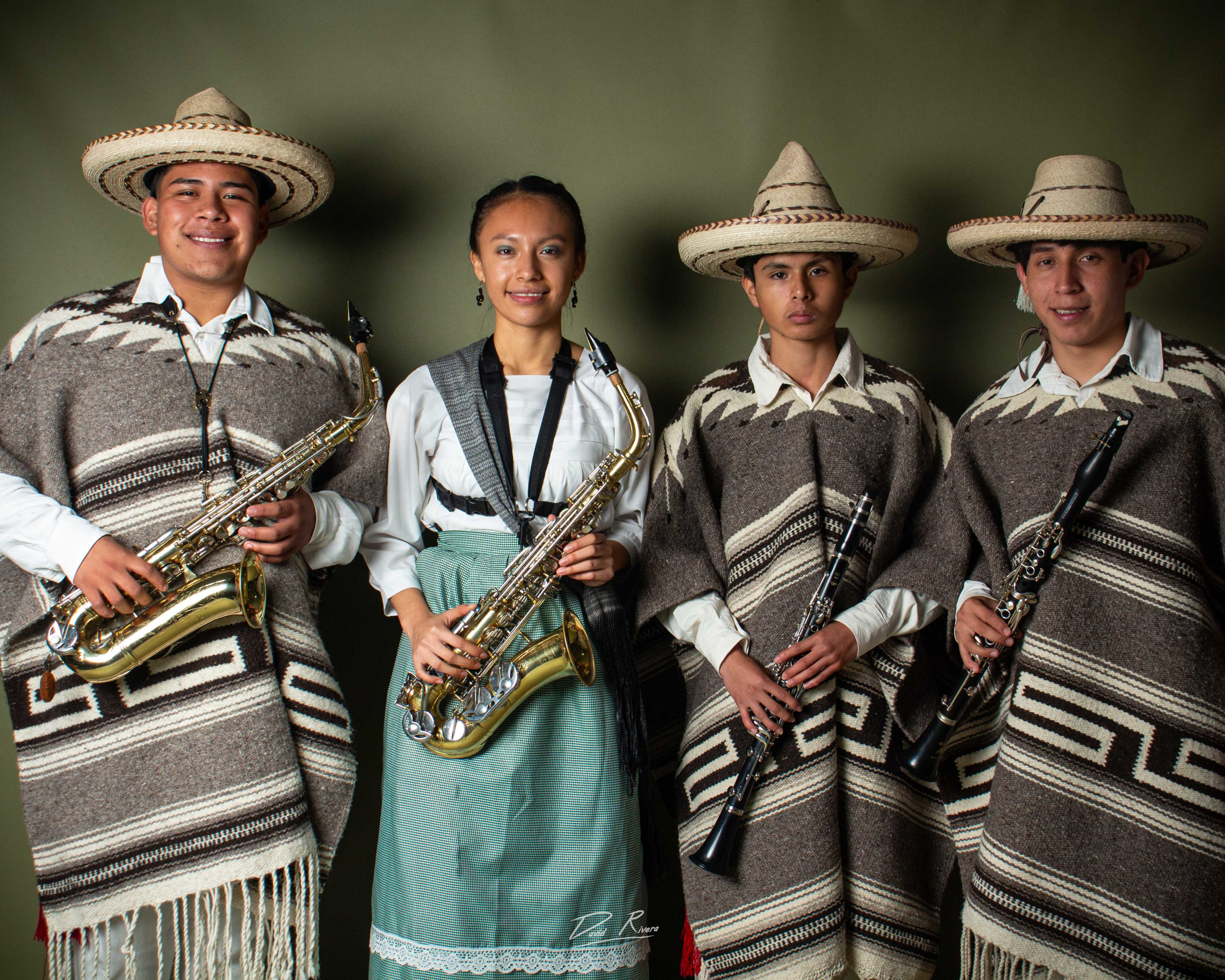 ORQUESTA GRANDE DE TINGAMBATO - Fotografía 23