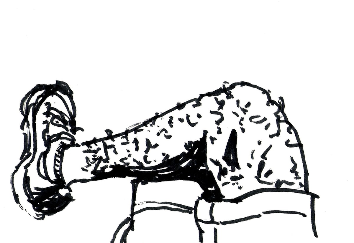 https://res.cloudinary.com/dgksx9vlc/image/upload/v1766165333/sketchbook%20new/legs2_een7mg.jpg