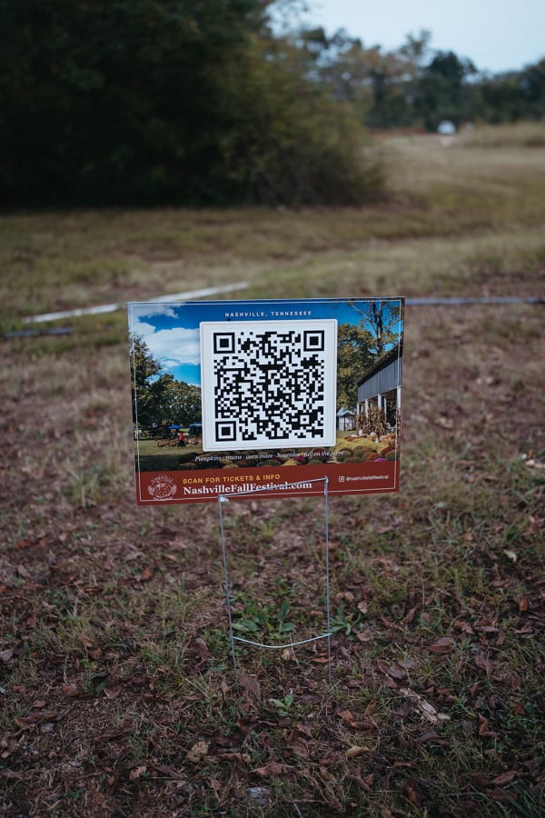 QR code sign in the field