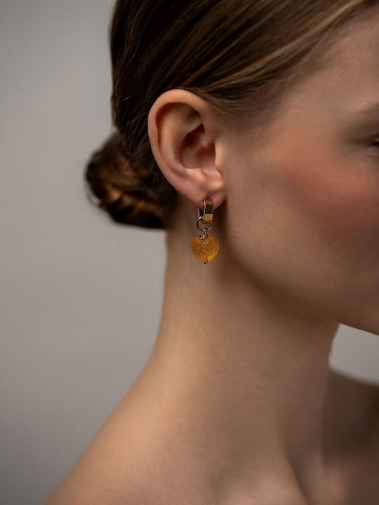 Earring "Aperol Sugar Heart" hovered