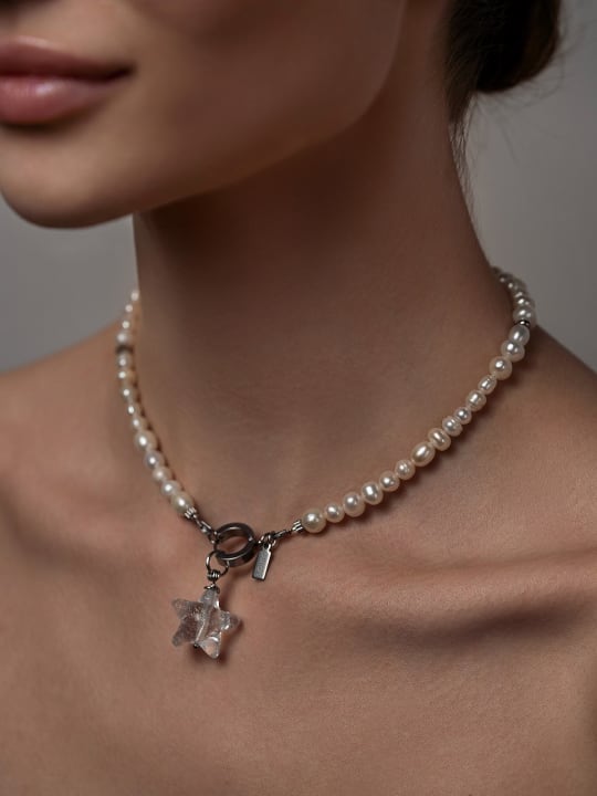 Pendant  "Twinkling Star" hovered