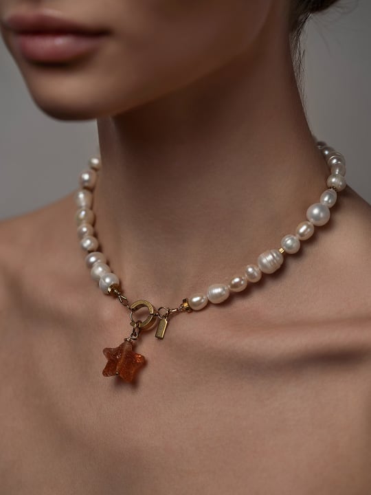 Pendant "Champagne Stardust"  hovered