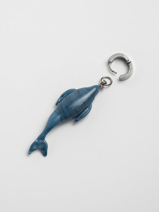 Pendant Blue Whale" primary