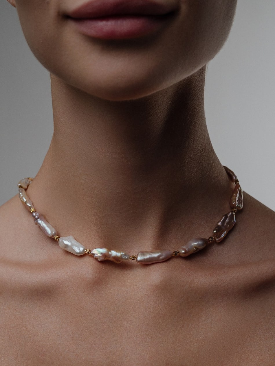 Baroque Pearl Choker “Ivory Mood” image 2