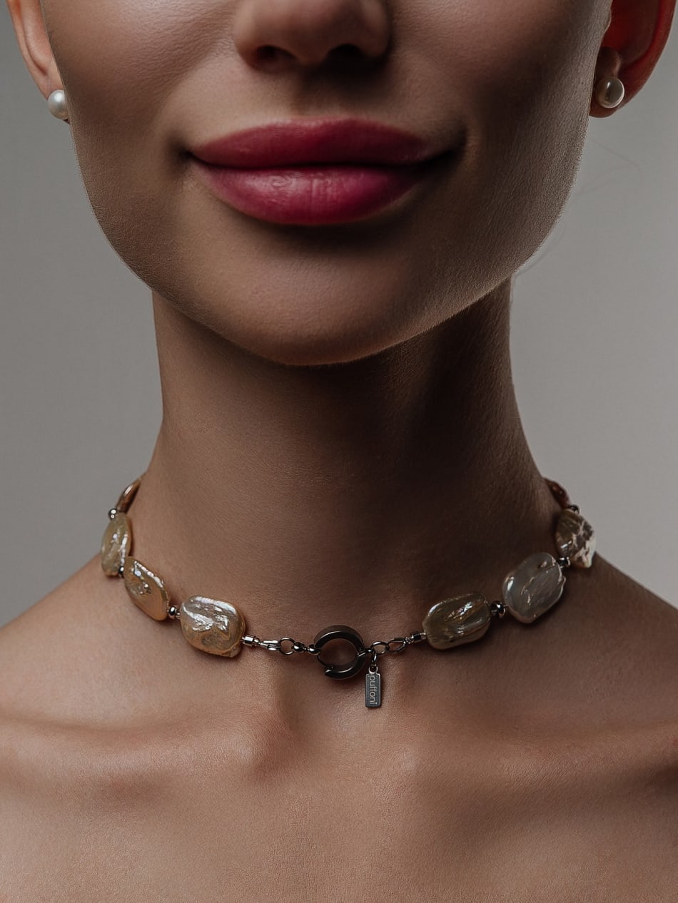 Baroque Pearl Choker “Pale Rhythm” image 2