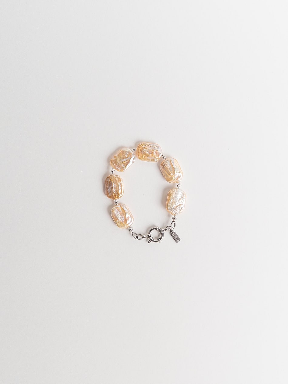 Baroque Pearl Bracelet “Pale Rhythm” image 1