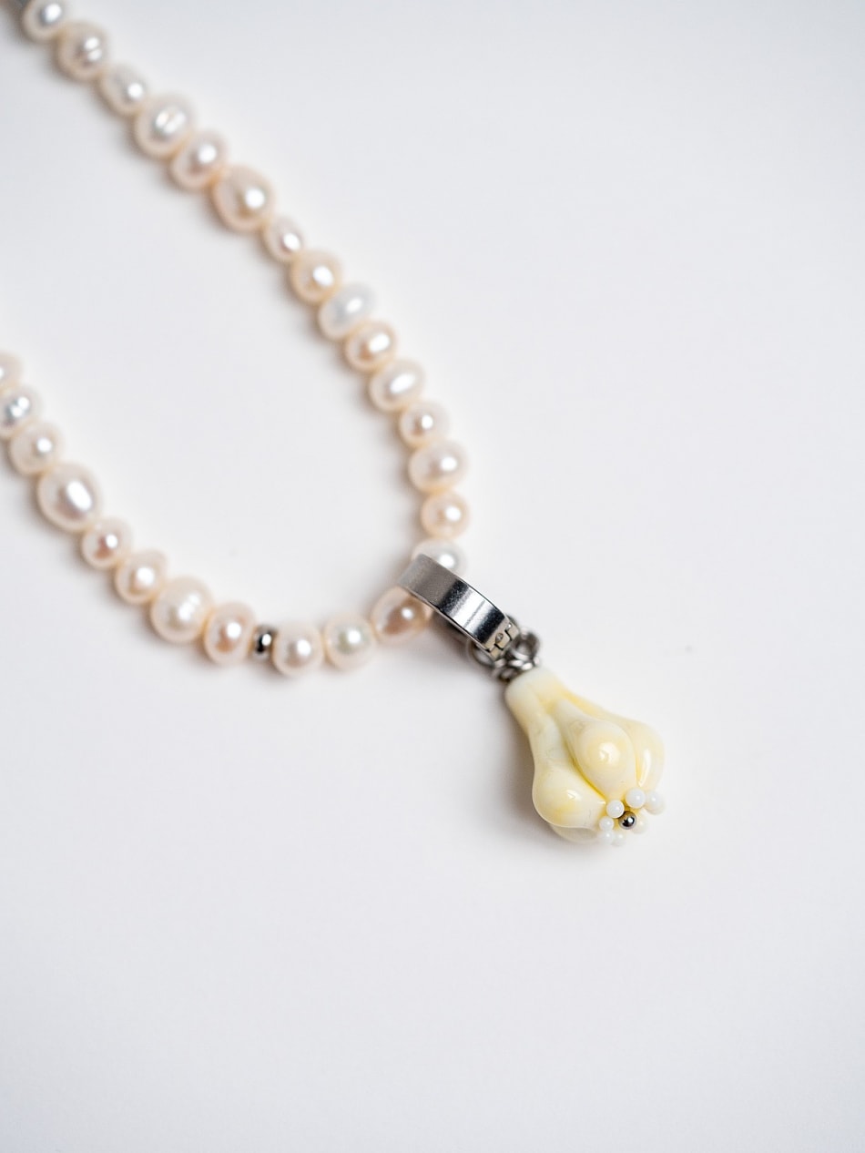 Pendant "Garlic Charm" image 3