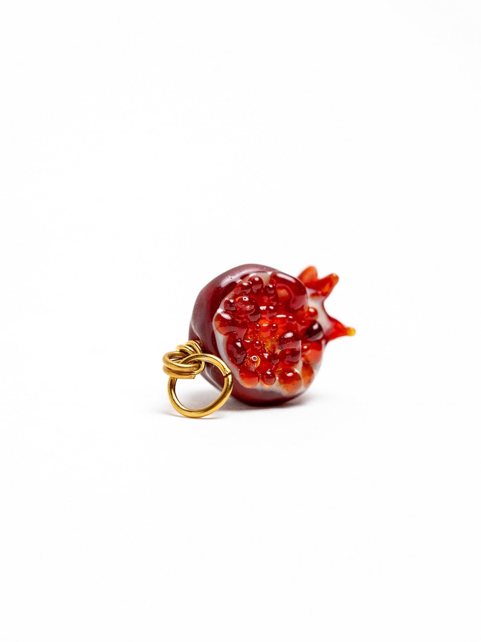 Pendant "Ruby Secret" image 1