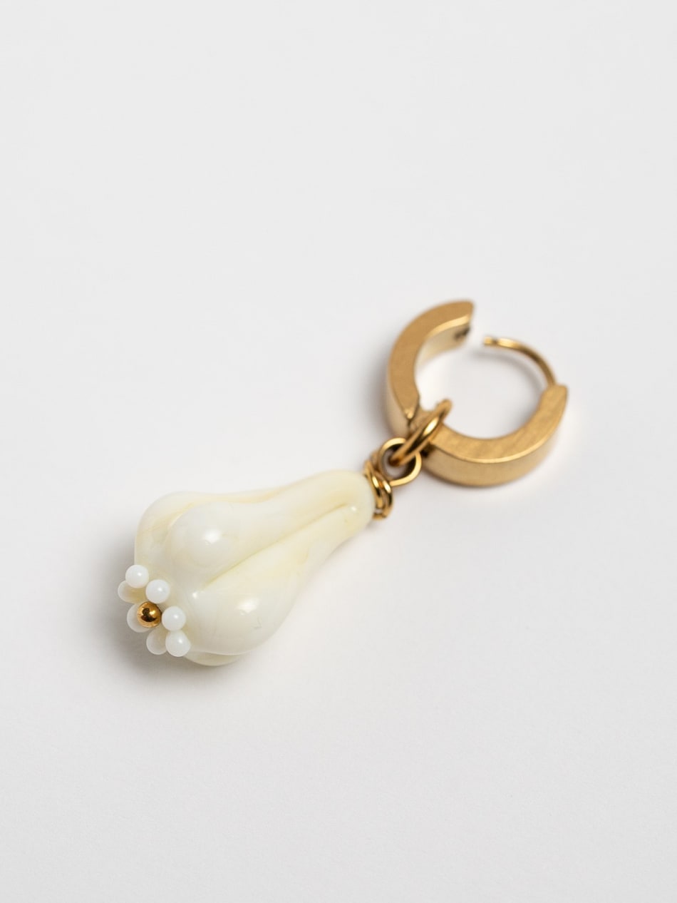 Earring "Garlic Charm" image 1