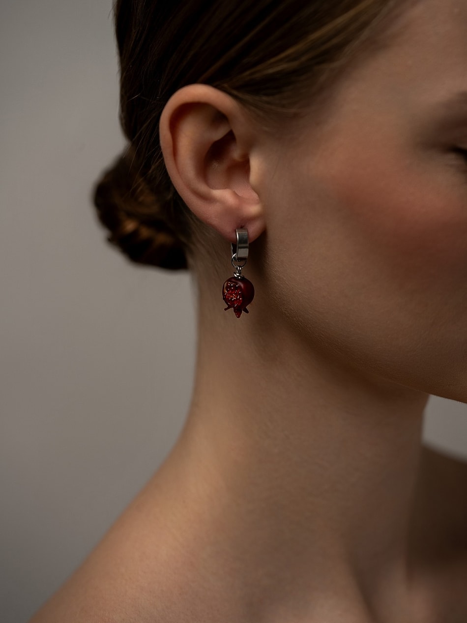 Earring "Ruby Secret" image 3