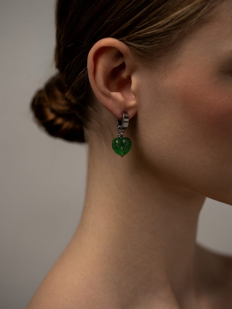 Earring "Green Whisper Heart" image 3