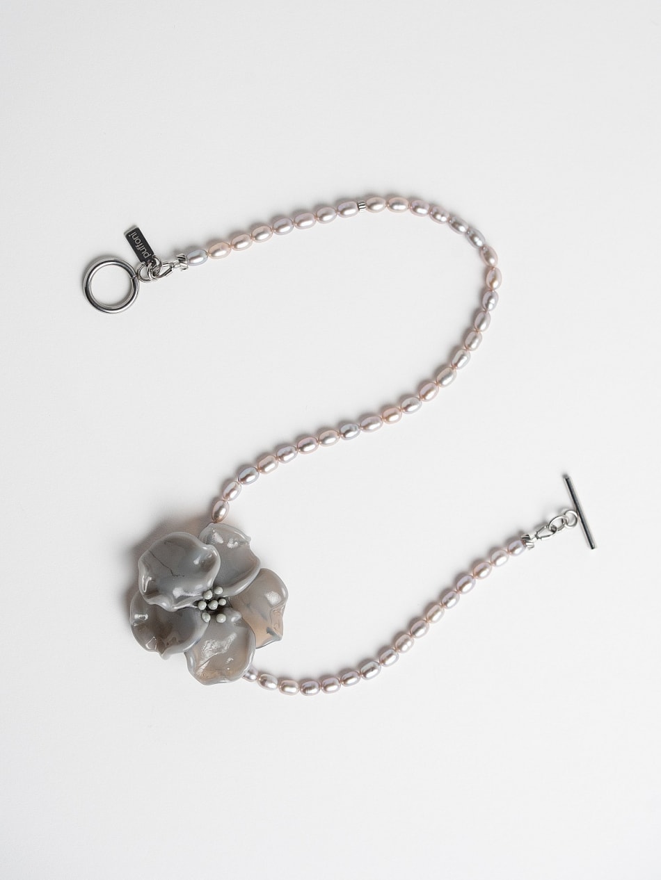 Choker “Grey Blossom” image 2
