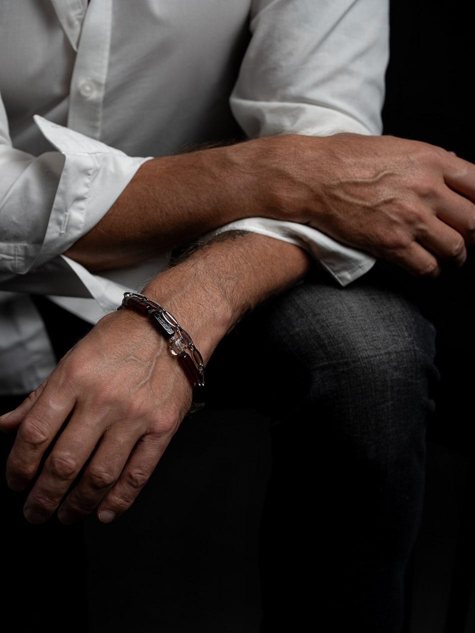 Bracelet "Crimson Code" image 2