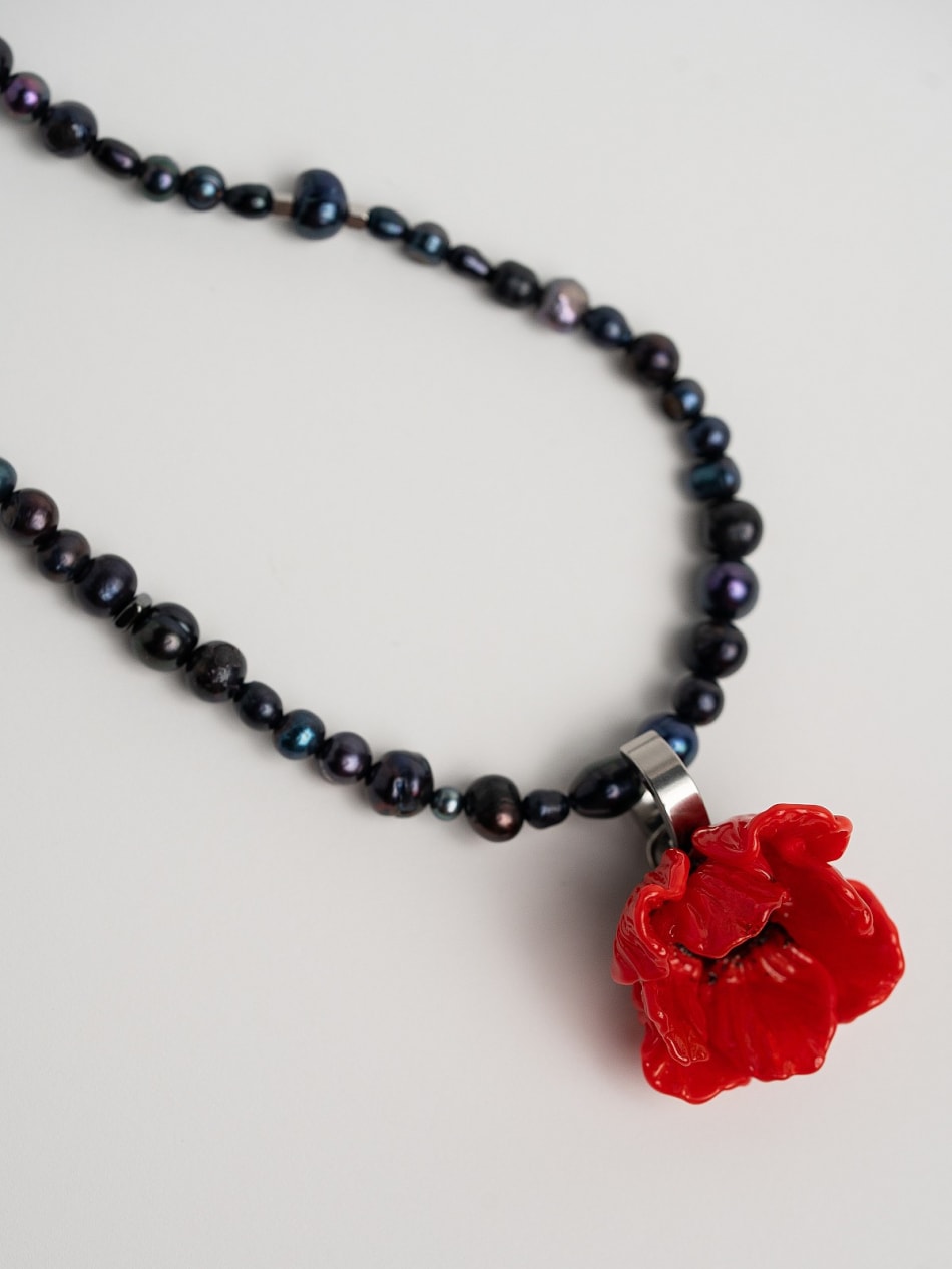 Necklace “Midnight Poppy” image 5