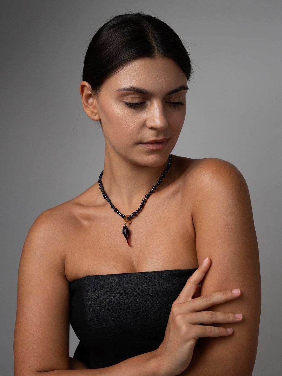 Necklace “Hot After Dark” image 9