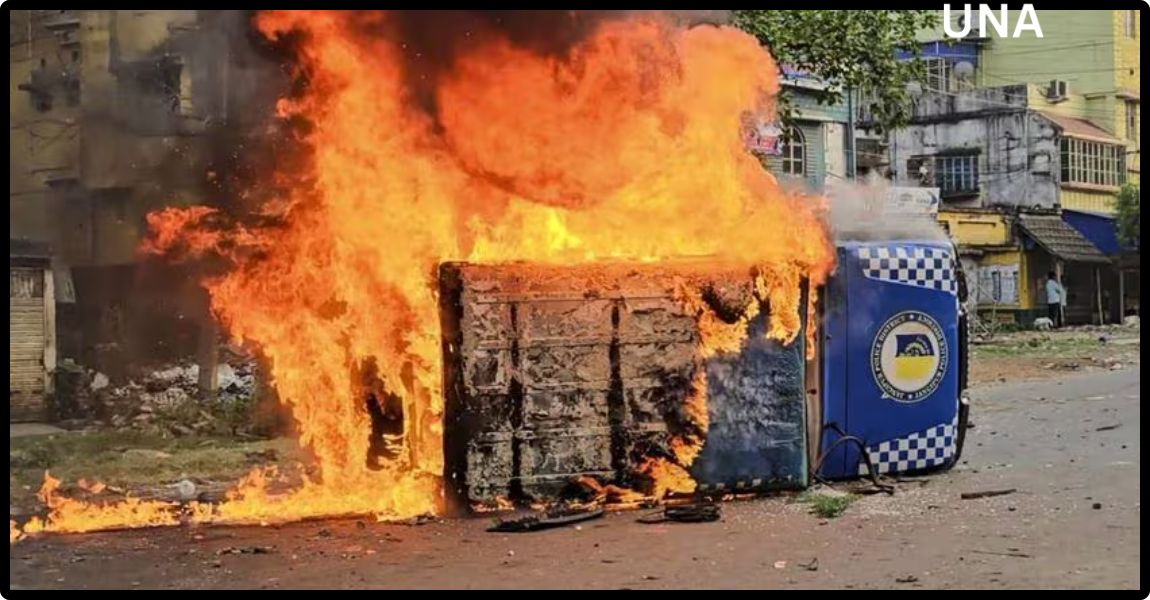 "Murshidabad में Waqf विरोध प्रदर्शन हिंसक हुए, Suvendu Adhikari ने उठाए गंभीर सवाल" "Murshidabad में Waqf विरोध प्रदर्शन हिंसक हुए, Suvendu Adhikari ने उठाए गंभीर सवाल"