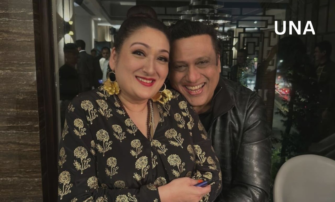 बॉलीवुड के दिग्गज अभिनेता गोविंदा (60) को मंगलवार रात जुहू स्थित क्रिटिकेयर एशिया अस्पताल में भर्ती कराया गया। बताया जा रहा है कि अभिनेता को अचानक कमज़ोरी और चक्कर आने की शिकायत हुई, जिसके बाद उन्हें तुरंत अस्पताल ले जाया गया। इस खबर के सामने आने के बाद प्रशंसकों में चिंता की लहर दौड़ गई और सोशल मीडिया पर कई तरह की अफवाहें फैलने लगीं, खासकर उनकी पत्नी सुनीता आहूजा की गैरमौजूदगी को लेकर। अस्पताल सूत्रों के मुताबिक, गोविंदा सुबह से ही अस्वस्थ महसूस कर रहे थे। शाम तक उनकी हालत बिगड़ने लगी, जिसके चलते उन्हें अस्पताल में भर्ती करना पड़ा। डॉक्टरों ने उनकी कई जांचें की हैं और फिलहाल उनकी स्थिति स्थिर बताई जा रही है। हालांकि, जब खबर आई कि सुनीता आहूजा उनके साथ अस्पताल में मौजूद नहीं हैं, तो सोशल मीडिया पर उनके रिश्ते को लेकर कई तरह के कयास लगाए जाने लगे। इन अफवाहों पर विराम लगाते हुए गोविंदा के कानूनी प्रतिनिधि (वकील) ने बुधवार सुबह एक आधिकारिक बयान जारी किया। बयान में स्पष्ट किया गया कि सुनीता आहूजा दुबई में एक पूर्व-निर्धारित व्यावसायिक कार्य के सिलसिले में गई हुई हैं और स्थिति की जानकारी मिलते ही लगातार परिवार और डॉक्टरों से संपर्क में हैं। वकील के अनुसार,  “हम सभी को सूचित करना चाहते हैं कि गोविंदा जी की तबीयत अब स्थिर है और वे डॉक्टरों की निगरानी में हैं। सुनीता जी की अनुपस्थिति का कारण उनका दुबई में पहले से तय काम है। जैसे ही उन्हें खबर मिली, उन्होंने तुरंत वापसी की तैयारी शुरू कर दी है।”  बयान में यह भी कहा गया कि इस कठिन समय में परिवार के बारे में फैलाई जा रही झूठी अफवाहें निराधार और दुखद हैं। गोविंदा और सुनीता का रिश्ता हमेशा मजबूत रहा है और वे एक-दूसरे के लिए अटूट समर्थन का स्तंभ हैं। गोविंदा और सुनीता आहूजा की शादी 1987 में हुई थी। यह जोड़ी अक्सर फिल्मी आयोजनों, टीवी शो और सार्वजनिक कार्यक्रमों में साथ नज़र आती है। इसलिए सुनीता की अनुपस्थिति ने प्रशंसकों का ध्यान आकर्षित किया। फिलहाल परिवार ने मीडिया और प्रशंसकों से गोपनीयता बनाए रखने की अपील की है ताकि अभिनेता को आराम और स्वास्थ्य लाभ मिल सके। फिल्म जगत से लेकर प्रशंसकों तक, सभी सोशल मीडिया पर गोविंदा के शीघ्र स्वस्थ होने की कामना कर रहे हैं। जल्द ही उनके स्वास्थ्य से जुड़ा आधिकारिक अपडेट जारी किया जाएगा। गोविंदा ने अपने करियर में 165 से अधिक फिल्मों में काम किया है और वे अपनी शानदार कॉमिक टाइमिंग और डांस मूव्स के लिए जाने जाते हैं। आज भी वे हिंदी सिनेमा के सबसे प्रिय सितारों में से एक हैं। - UNA