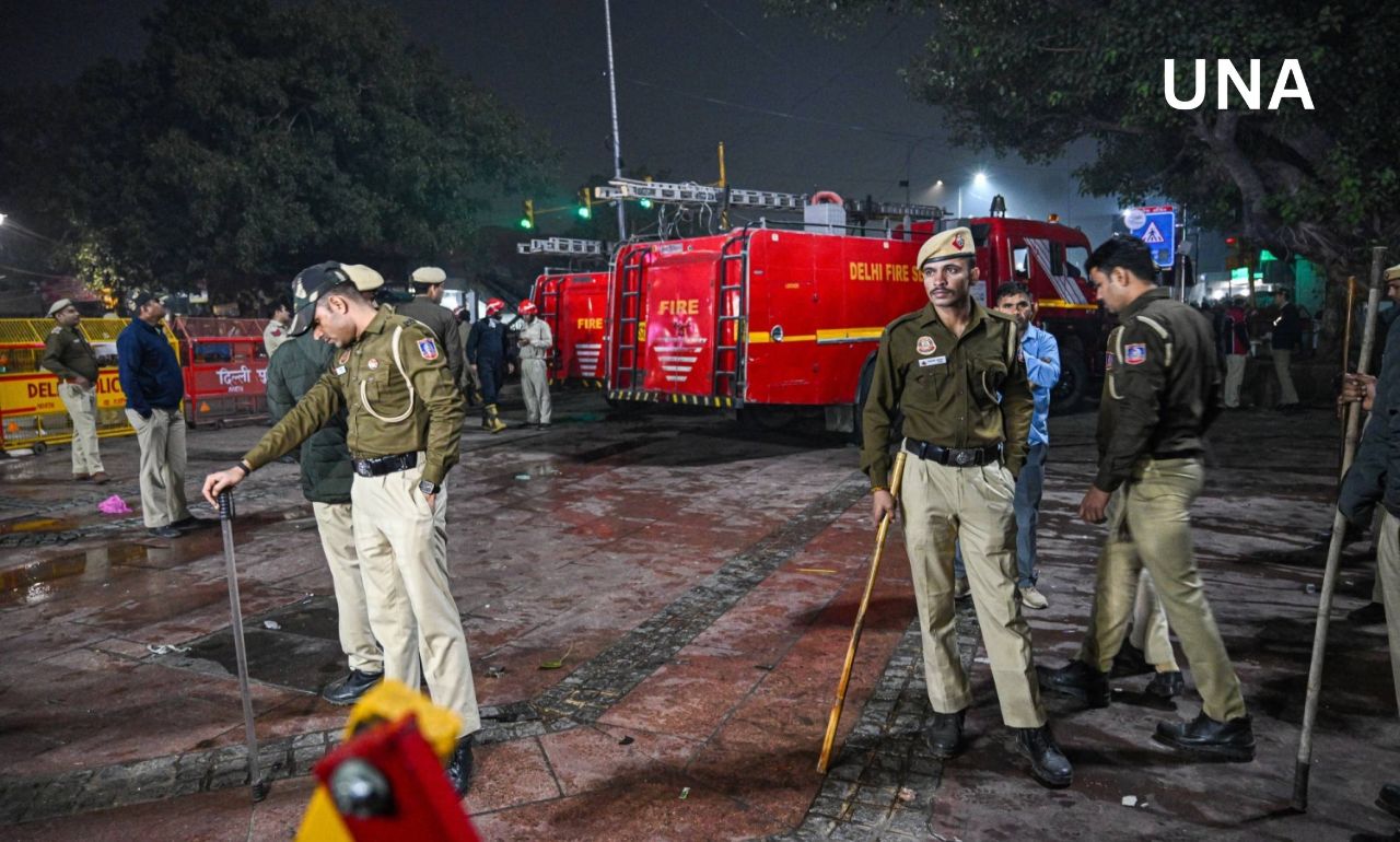 दिल्ली धमाका मामला: जांच टीम को कार ब्लास्ट स्थल से सुरक्षा-ग्रेड 9 मिमी गोला-बारूद मिला दिल्ली धमाका मामला: जांच टीम को कार ब्लास्ट स्थल से सुरक्षा-ग्रेड 9 मिमी गोला-बारूद मिला