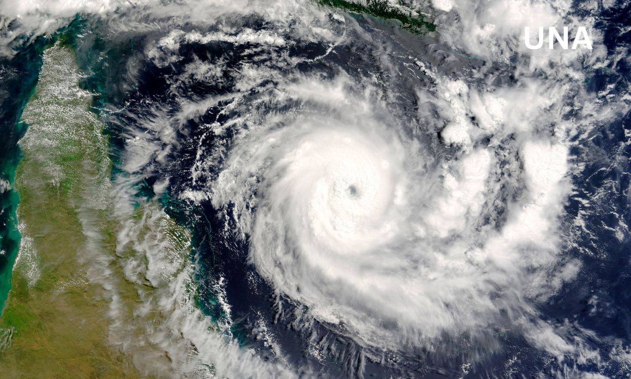 Cyclone Ditwah: 30 नवंबर को तट सीलान, AP-Tamil Nadu के लिए भारी बारिश का अलर्ट