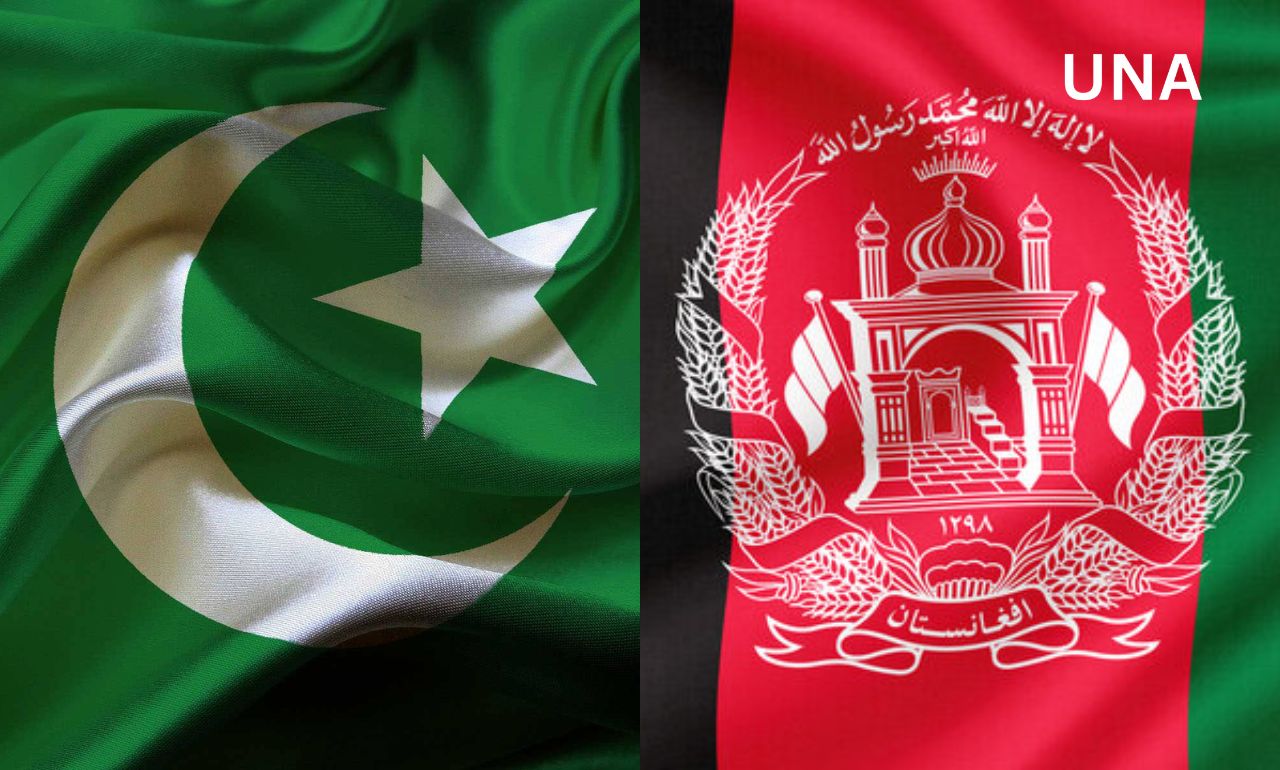 चमन सीमा पर संघर्ष तेज, पाक और अफगान सैनिकों में भारी फायरिंग चमन सीमा पर संघर्ष तेज, पाक और अफगान सैनिकों में भारी फायरिंग