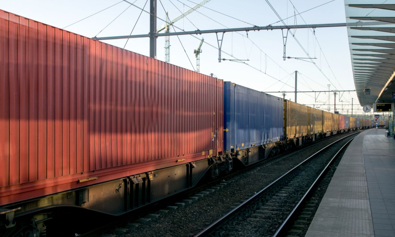 India Becomes World’s 4th‑Largest Economy, Surpassing Japan