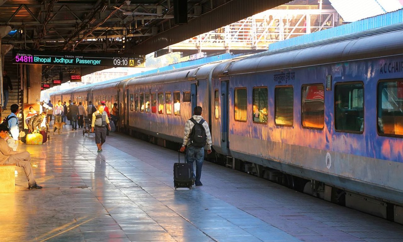 Railway Minister Announces 52 Reforms in 52 Weeks for 2026; What It Means for Passengers