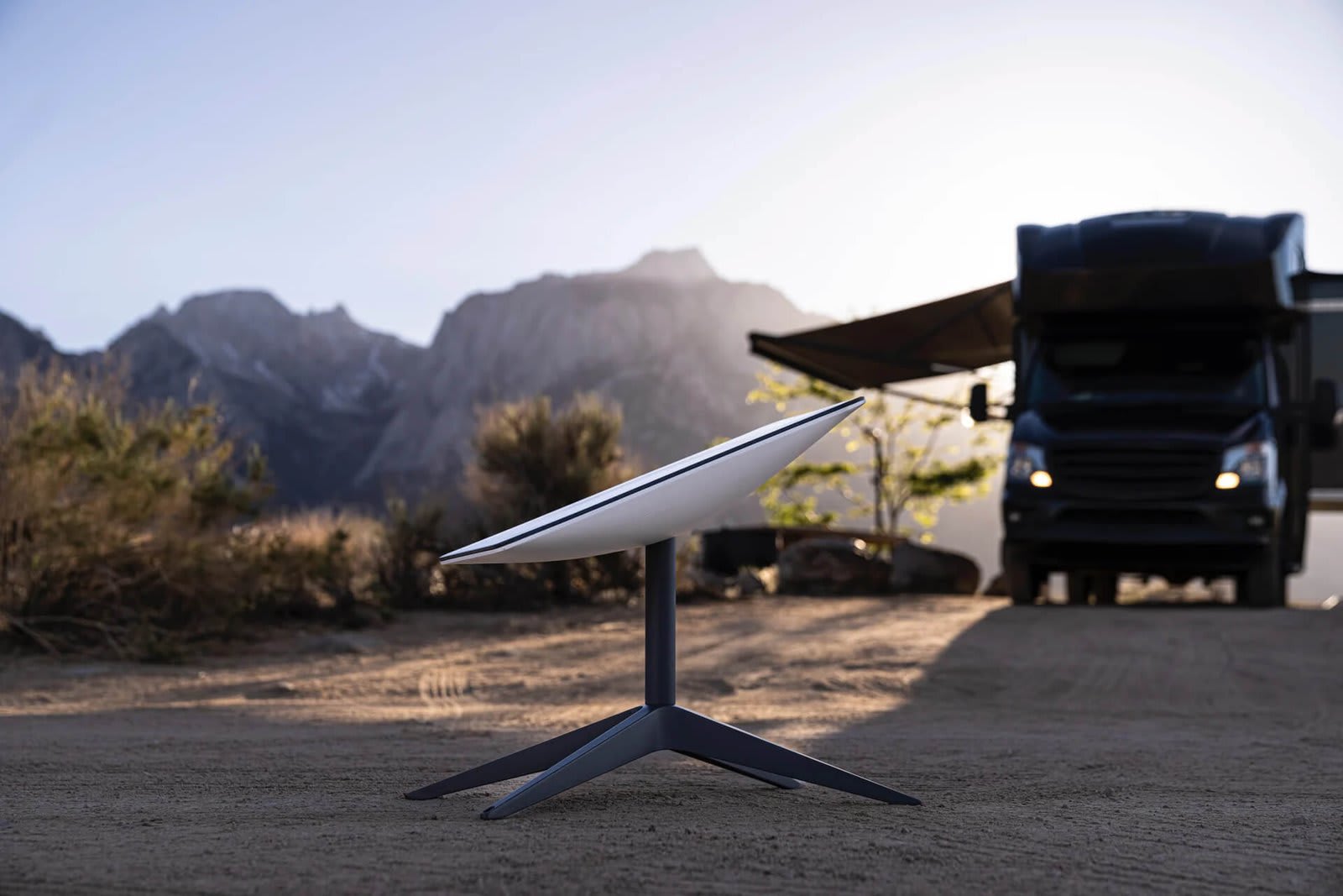 Starlink RV review: should you buy Starlink Roam for your camper?