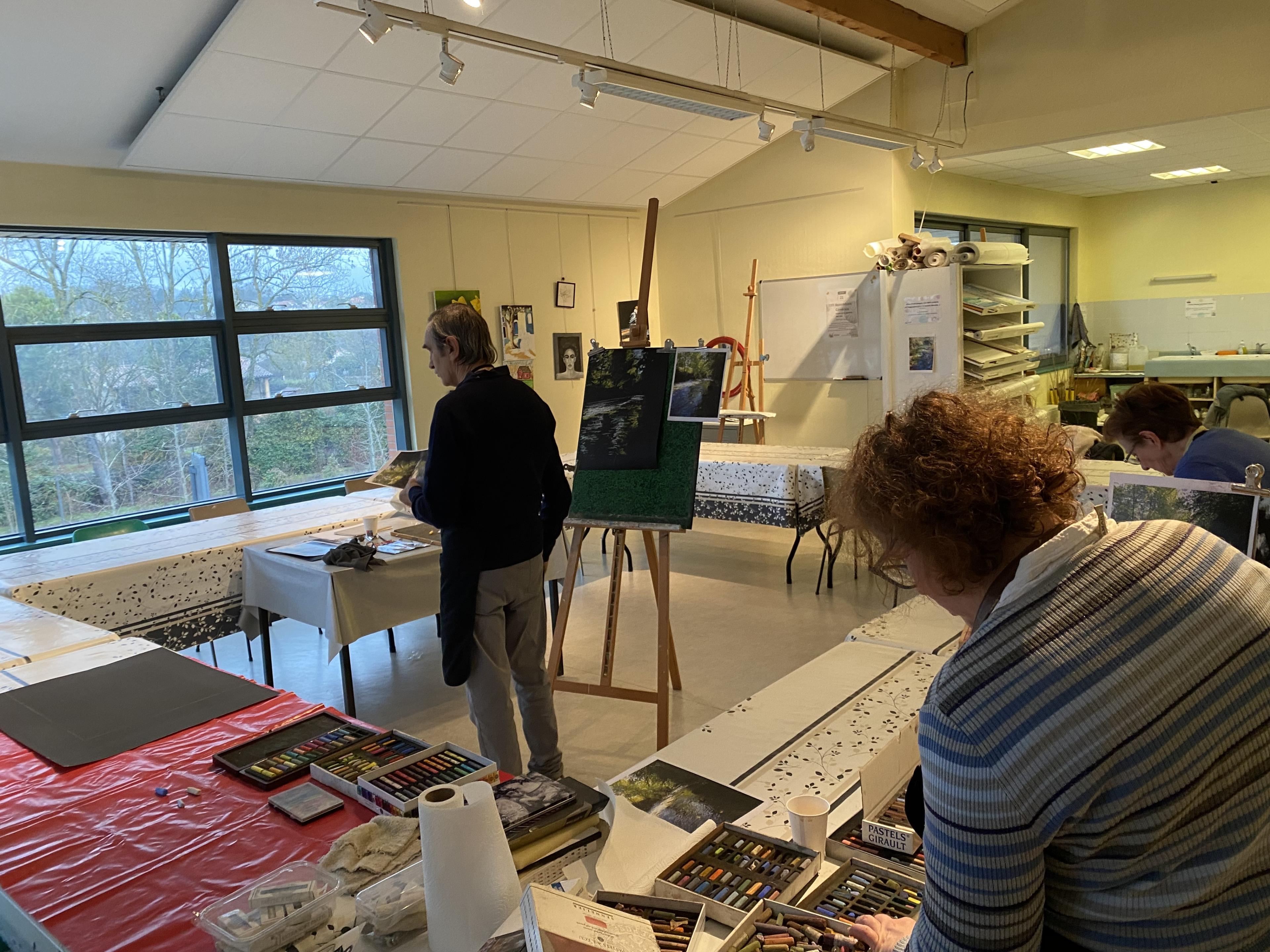 Illustration de l'article :
Retour sur le stage pastel « paysage hivernal »
