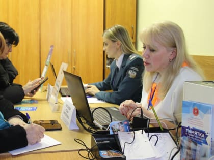 Для сотрудников и посетителей Администрации г.Тулы по Привокзальному округу налоговые органы организовали мобильный офис