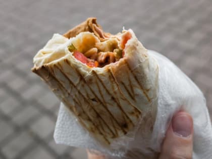 Кишечную инфекцию выявили у посетителей палатки с шаурмой в Туле