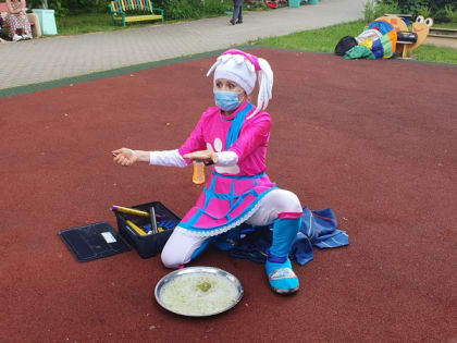 9.06.2023г. в доме ребенка состоялся веселый, удивительный, зажигательный и познавательный праздник. Администрация выражает благодарность Карамян Т.А., дерматолог, косметолог медиц