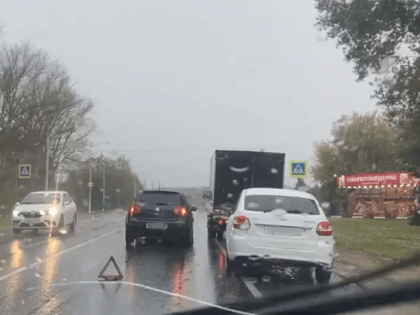 В поселке Временный Щекинского района столкнулись Volkswagen и Hyundai