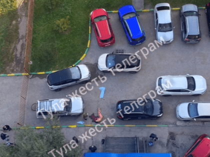 В Туле на Кутузова из окна выпал 34-летний мужчина