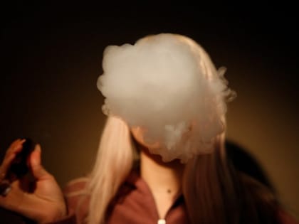 Нарколог Казанцев рассказал, какие заболевания могут спровоцировать вейпы