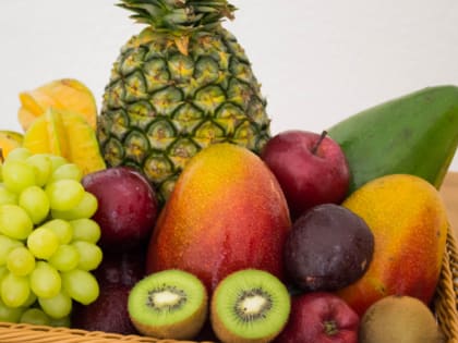 Диетолог рекомендовала пожилым не злоупотреблять фруктами