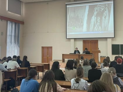 Студенты обсуждают актуальное кино