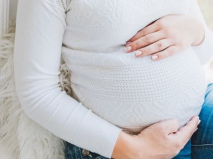 Онколог сообщил, что рождение троих детей снижает риск рака груди
